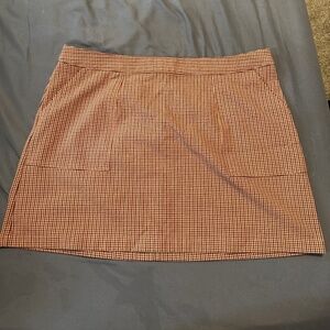 Plaid skirt w/pockets
